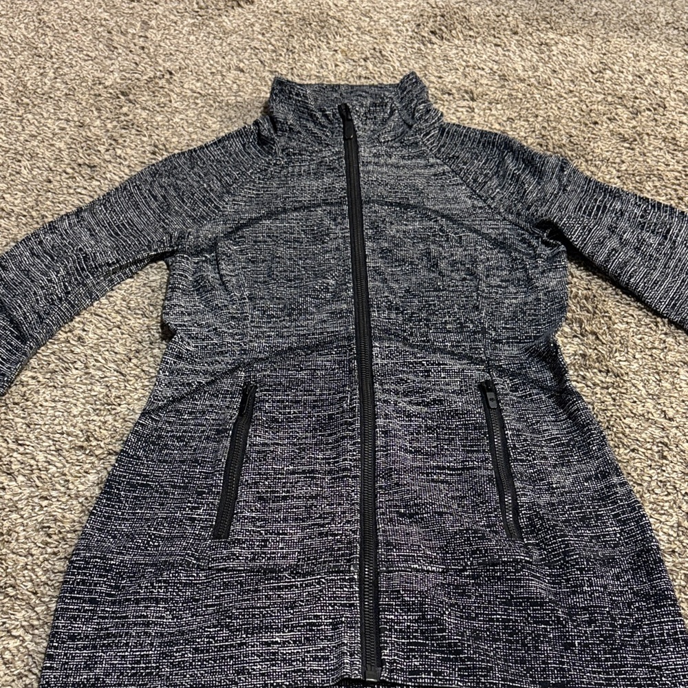 Lululemon Contour Jacket - Picture 4 of 10